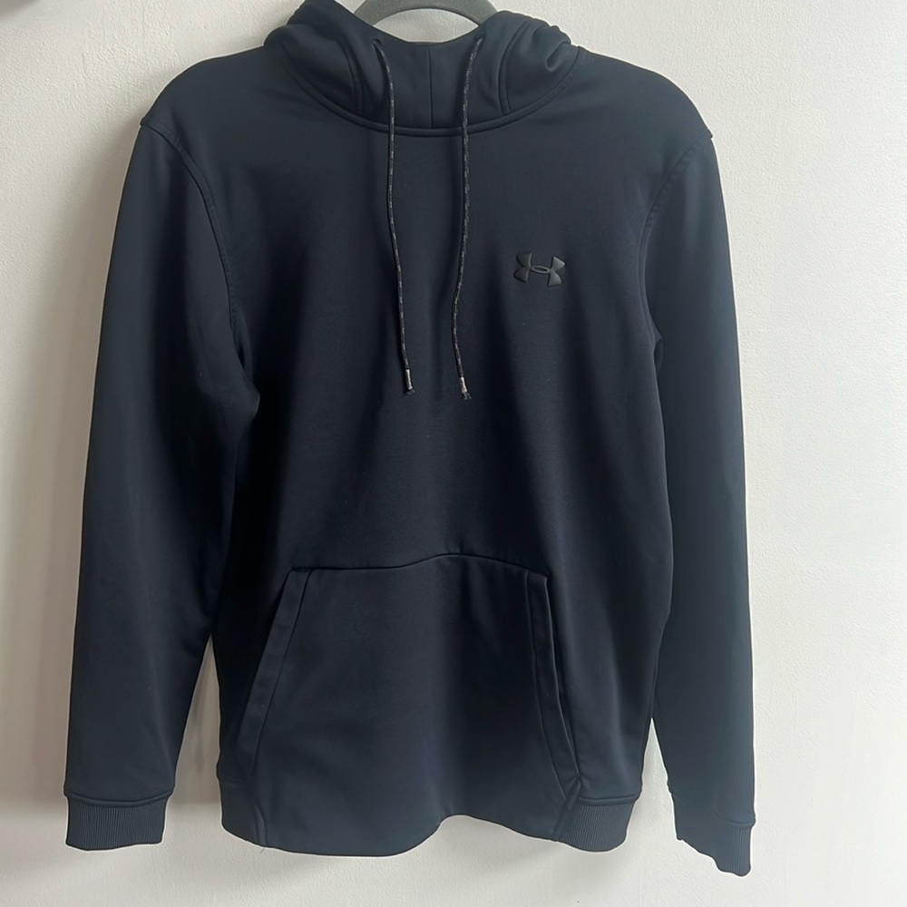 Men’s Under Armour Hoodie Medium